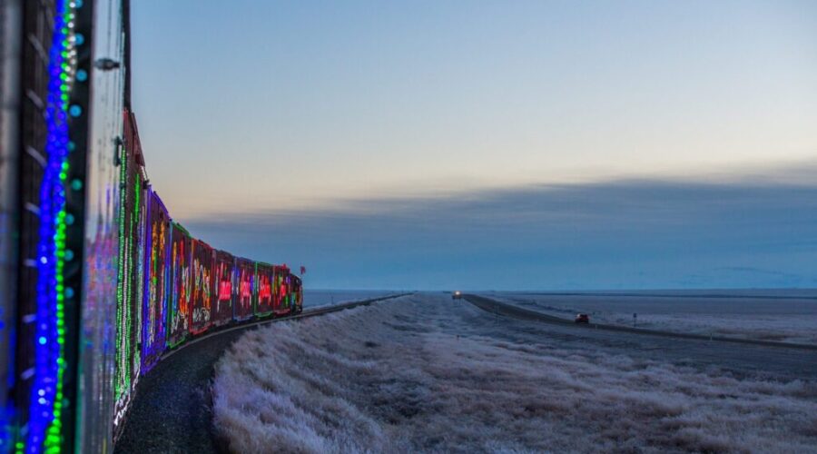 train CP Holiday Train Set To Embark On Cross-Country Tour