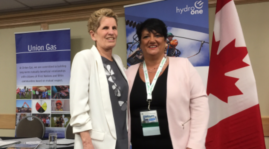 wynne20and20landry_0 Province Reaches Resource Revenue Sharing Agreement With First Nations