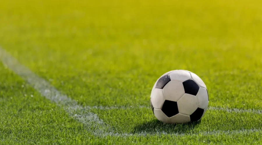 Canada routs Qatar to win first-ever World Cup game