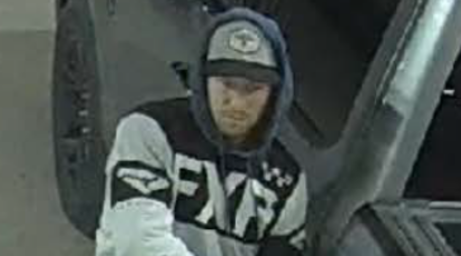 person of interest #2 Kenora OPP searching for 2 suspects in theft investigation