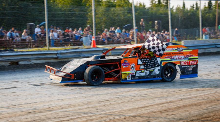 Mulholland, Swaffer earn first wins at Dinner Jacket Classic